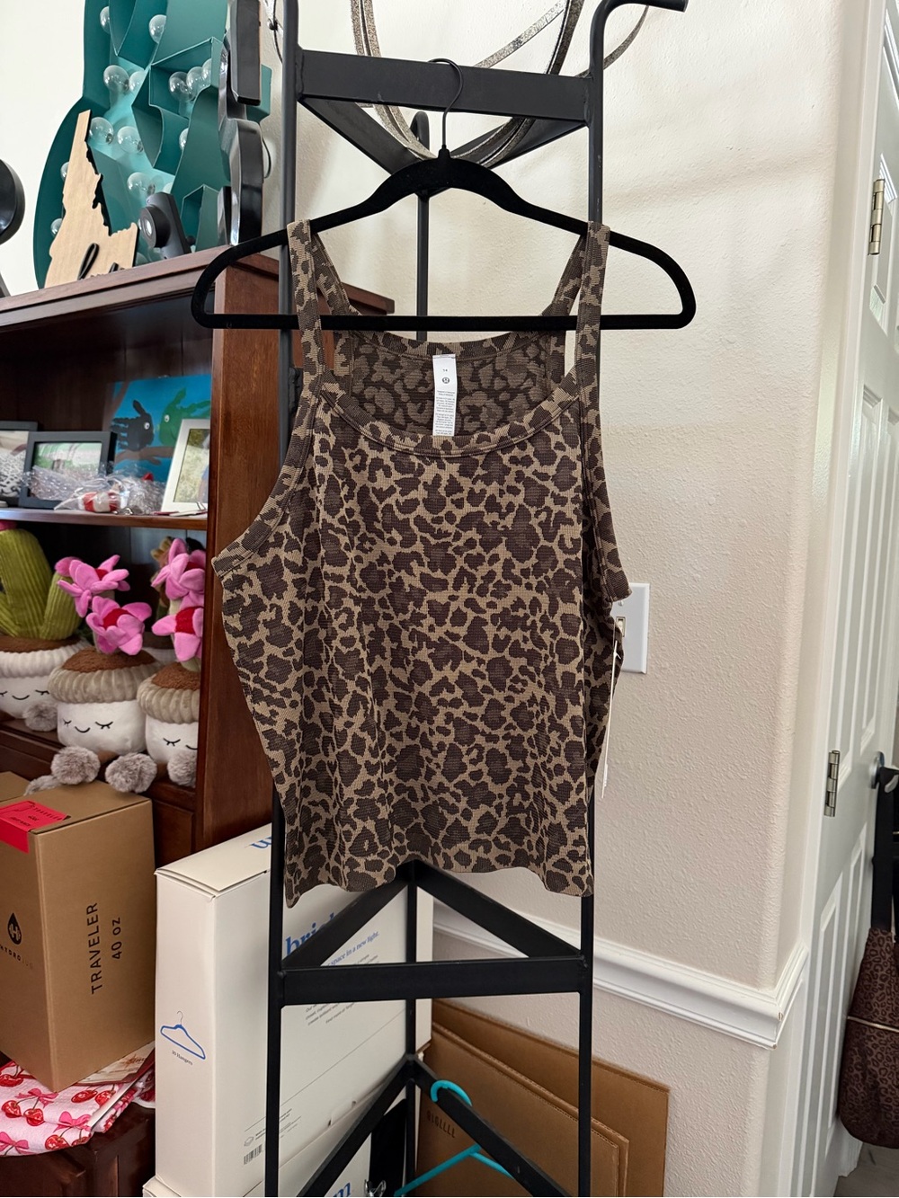 Leopard Print Tank Top - Brown